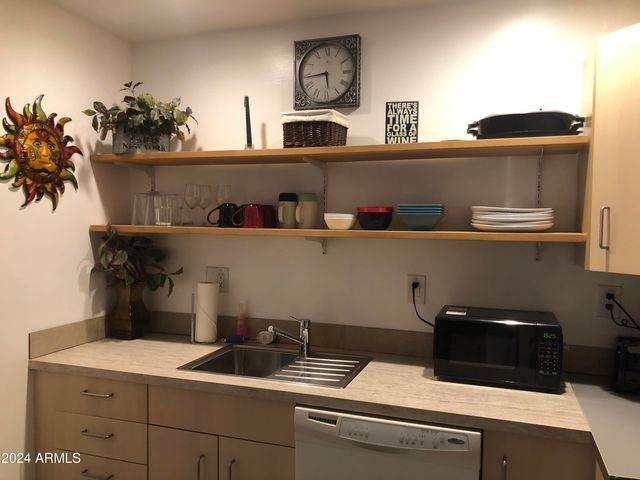 2015 S GRANADA Drive 1, Tempe, AZ 85282