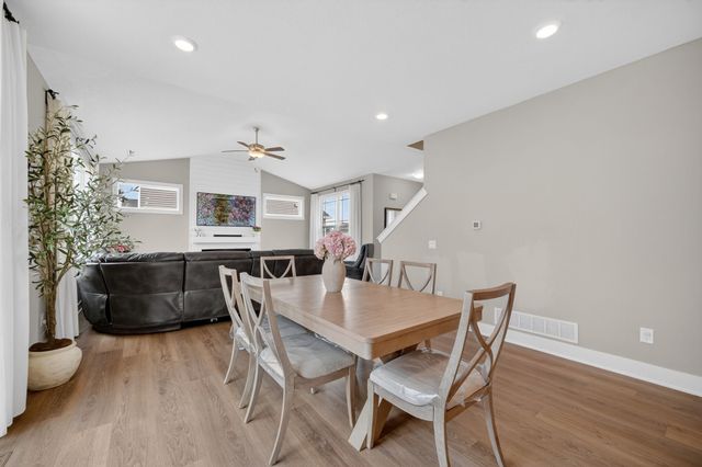 1804 E Euclid Avenue, Indianola, IA 50125