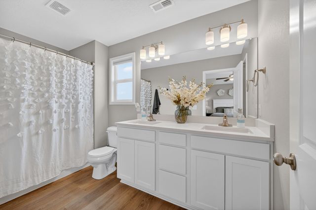 1804 E Euclid Avenue, Indianola, IA 50125