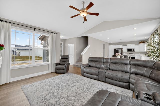 1804 E Euclid Avenue, Indianola, IA 50125