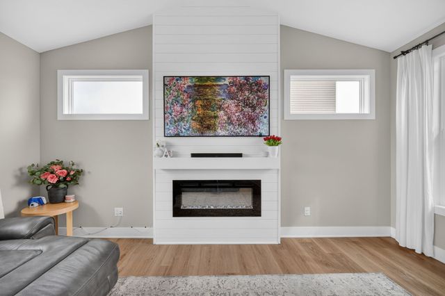 1804 E Euclid Avenue, Indianola, IA 50125