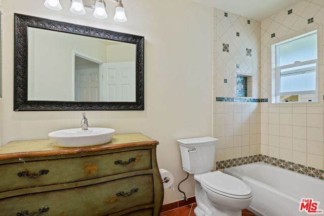 110 S Salinas Street D, Santa Barbara, CA 93103