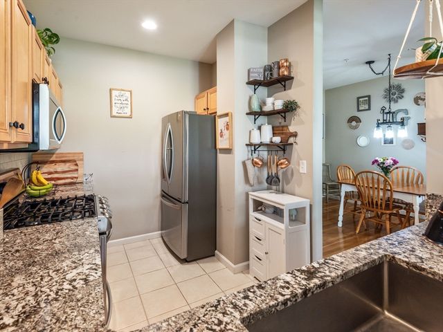 102 Lordvale Blvd 102, Grafton, MA 01536