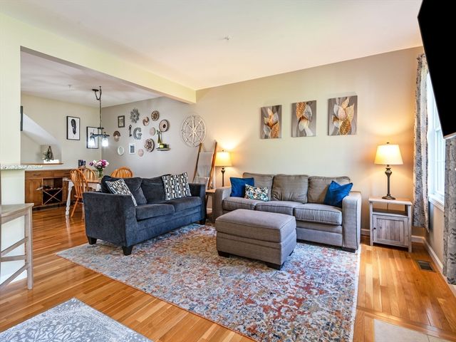102 Lordvale Blvd 102, Grafton, MA 01536