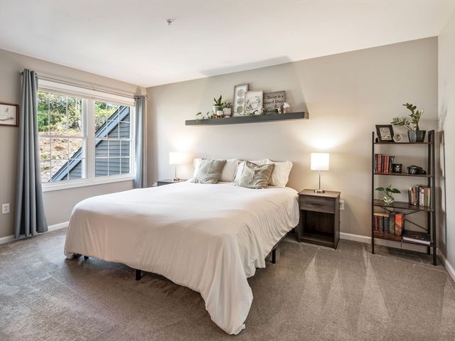 102 Lordvale Blvd 102, Grafton, MA 01536