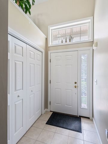 102 Lordvale Blvd 102, Grafton, MA 01536