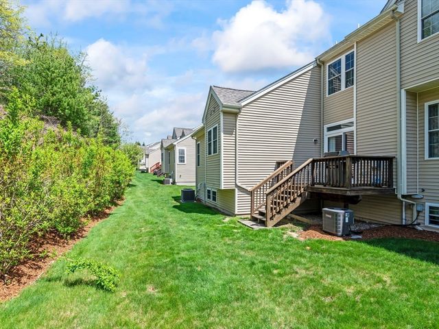 102 Lordvale Blvd 102, Grafton, MA 01536