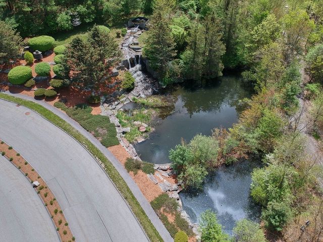 102 Lordvale Blvd 102, Grafton, MA 01536