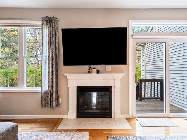 102 Lordvale Blvd 102, Grafton, MA 01536