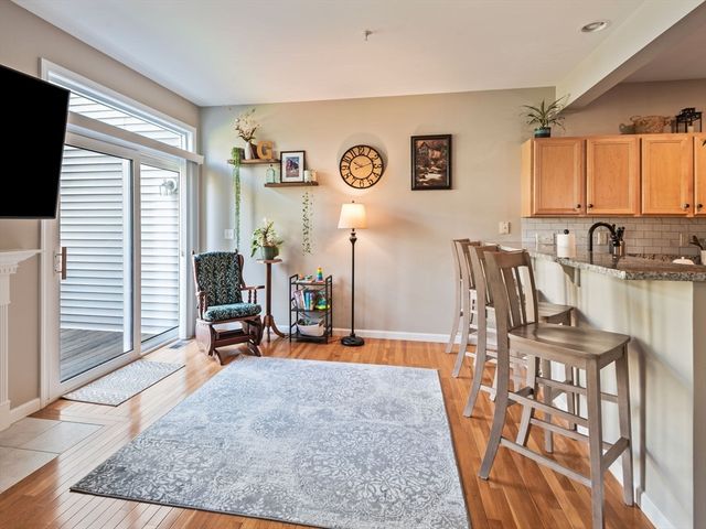 102 Lordvale Blvd 102, Grafton, MA 01536