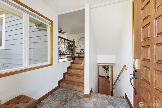 747 La Fiesta Street, Coupeville, WA 98239