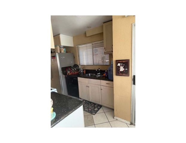 994 La Costa N101, Corona, CA 92879