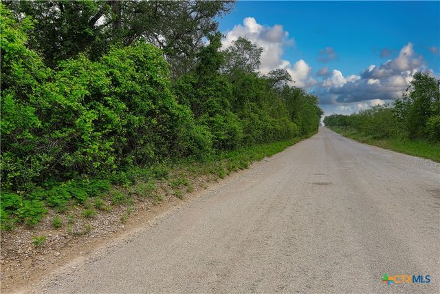 2915 Tumbleweed Trail, Dale, TX 78616