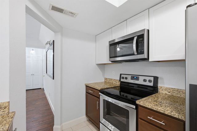 3105 San Jacinto Street 108, Dallas, TX 75204