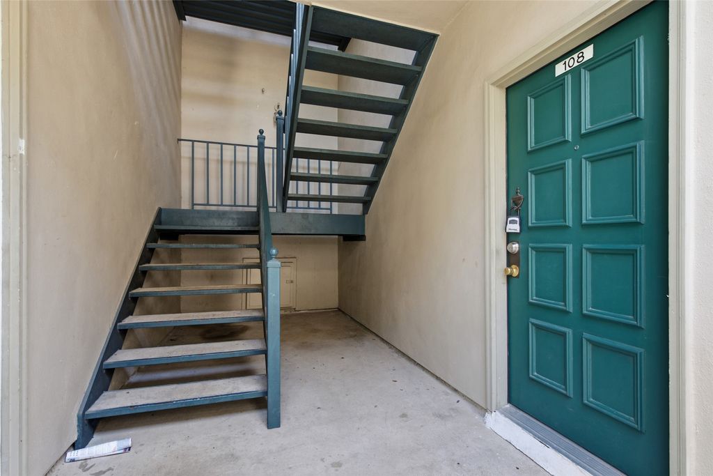 3105 San Jacinto Street 108, Dallas, TX 75204