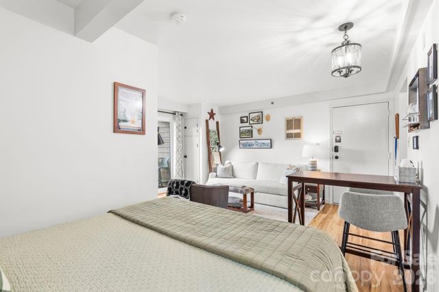110 Sugar Ski Drive 10-401, Sugar Mountain, NC 28604