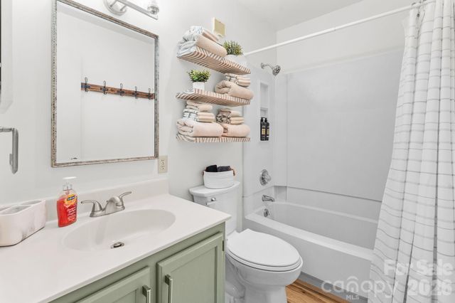 110 Sugar Ski Drive 10-401, Sugar Mountain, NC 28604