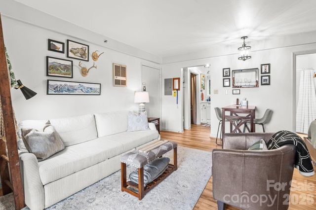 110 Sugar Ski Drive 10-401, Sugar Mountain, NC 28604
