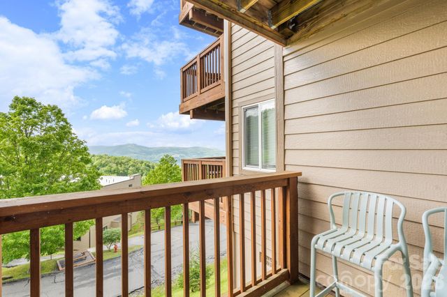 110 Sugar Ski Drive 10-401, Sugar Mountain, NC 28604