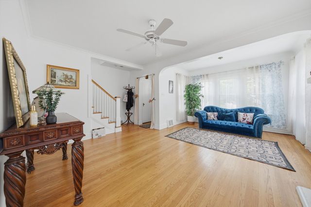 1228 Elmwood Avenue, Berwyn, IL 60402