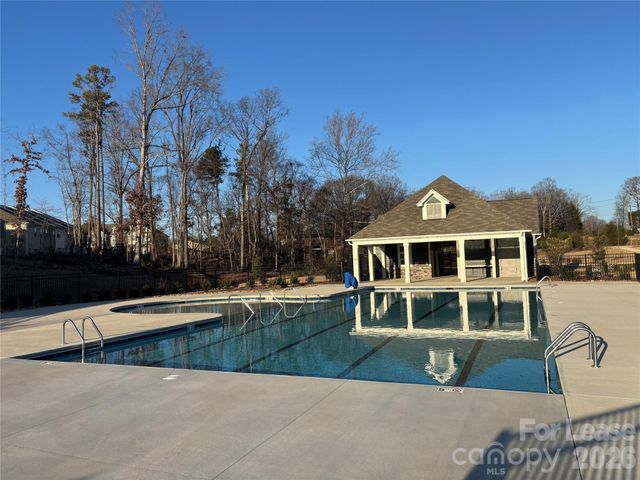 2012 Highland Park Drive, Charlotte, NC 28269