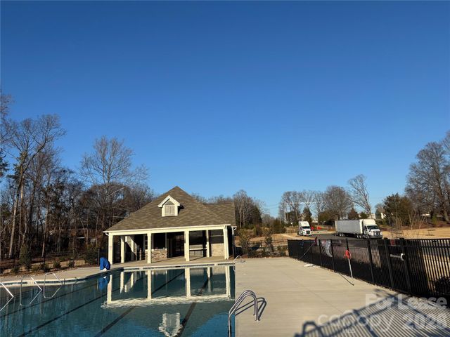 2012 Highland Park Drive, Charlotte, NC 28269