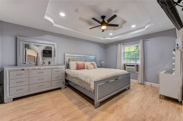 806 Laverne Avenue, Pasadena, TX 77502