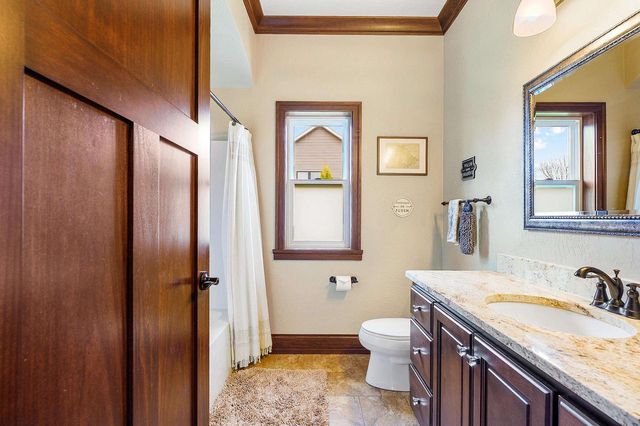 3747 COPPER OAK CIRCLE, Green Bay, WI 54313
