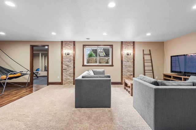 3747 COPPER OAK CIRCLE, Green Bay, WI 54313