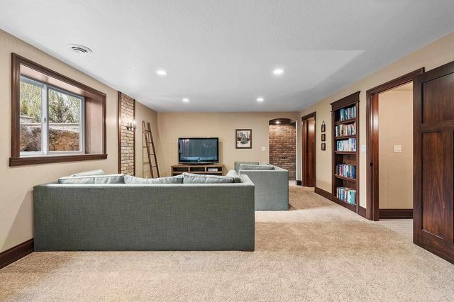 3747 COPPER OAK CIRCLE, Green Bay, WI 54313