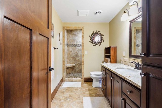 3747 COPPER OAK CIRCLE, Green Bay, WI 54313