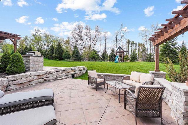 3747 COPPER OAK CIRCLE, Green Bay, WI 54313