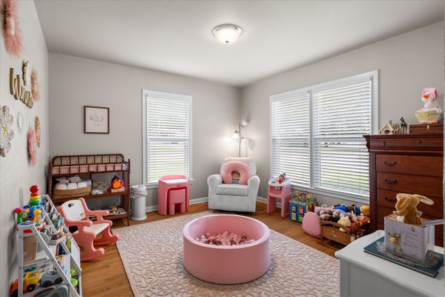 3860 W Spurgeon Street, Fort Worth, TX 76133