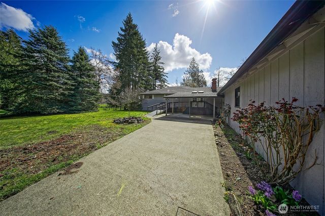4110 Baker Ames Road NE, Olympia, WA 98506