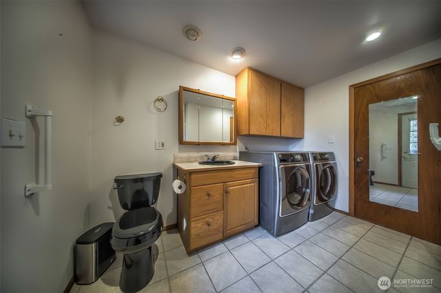 4110 Baker Ames Road NE, Olympia, WA 98506