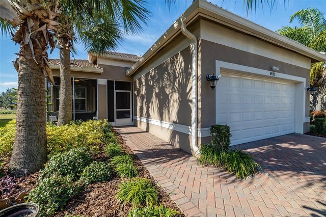 4902 SANDY GLEN WAY, Wimauma, FL 33598