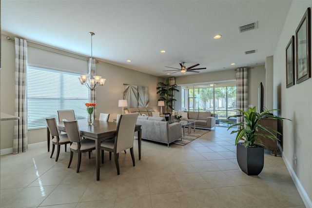 4902 SANDY GLEN WAY, Wimauma, FL 33598