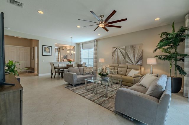 4902 SANDY GLEN WAY, Wimauma, FL 33598