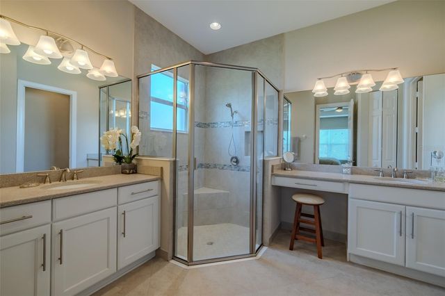 4902 SANDY GLEN WAY, Wimauma, FL 33598