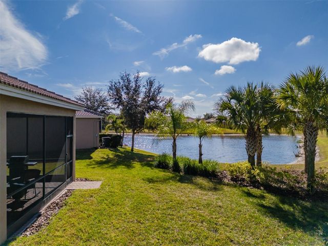4902 SANDY GLEN WAY, Wimauma, FL 33598