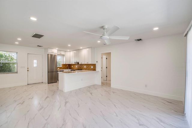10084 Meridian Way N 4, Palm Beach Gardens, FL 33410