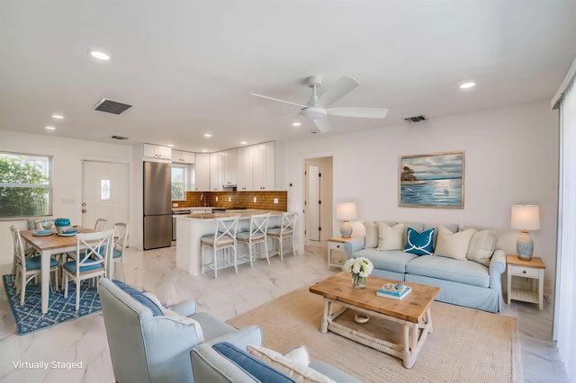 10084 Meridian Way N 4, Palm Beach Gardens, FL 33410