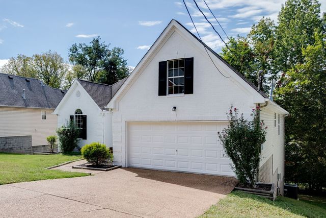 1449 Brighton Cir, Old Hickory, TN 37138