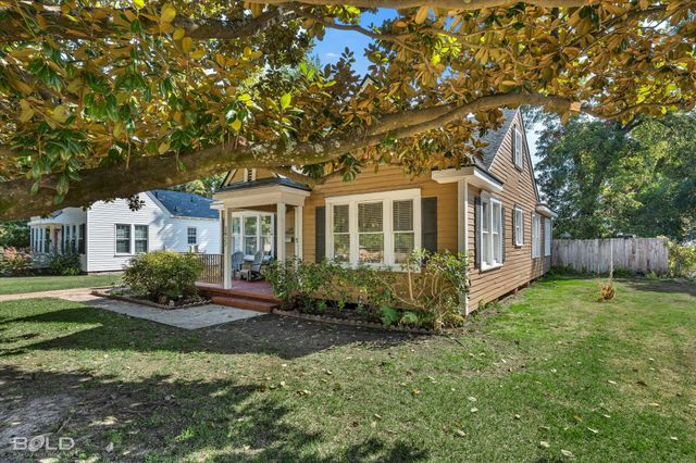 3427 Broadmoor Boulevard, Shreveport, LA 71105
