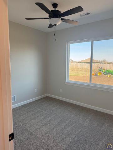 7600 SW 24th TER, Topeka, KS 66614