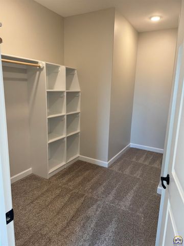 7600 SW 24th TER, Topeka, KS 66614