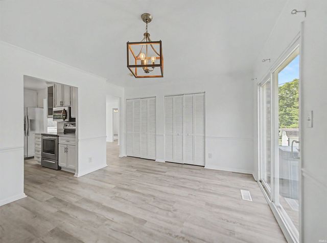 5633 Anderson Road, Newburgh, IN 47630