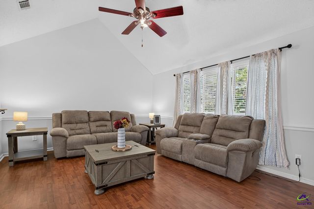 27 Hickory Lane, Macon, GA 31210