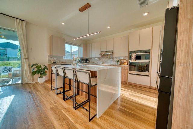 880 ALVANLEY COURT, Davenport, FL 33896