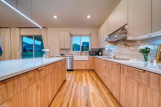 880 ALVANLEY COURT, Davenport, FL 33896